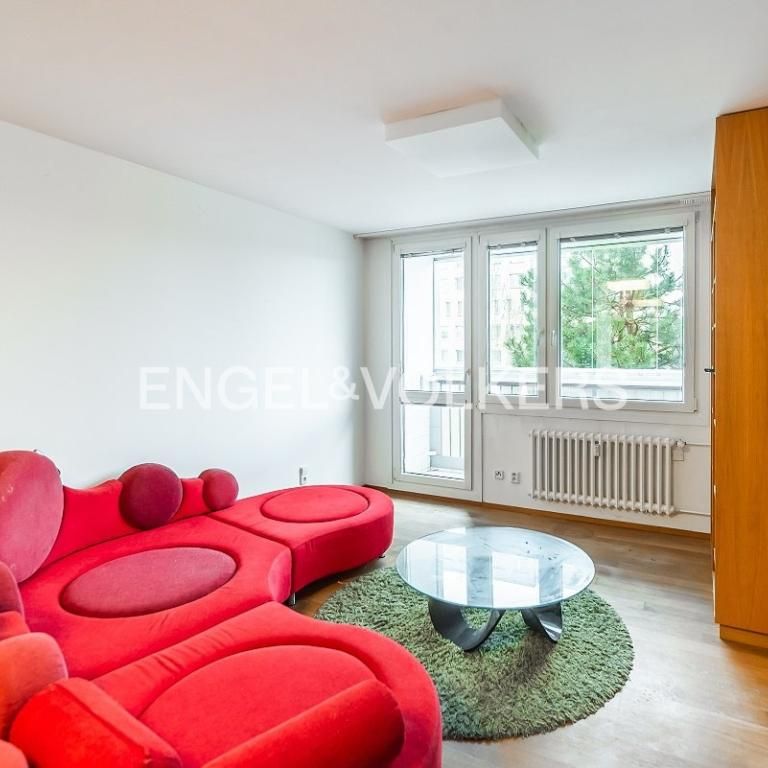 Pronájem bytu 2+kk 49 m2 - Fotografie 1