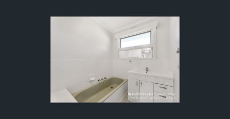 Comfortable 3-Bedroom Rental in Blackburn North - Photo 4