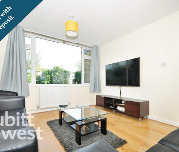 1 bedroom in a house share to rent - Photo 1