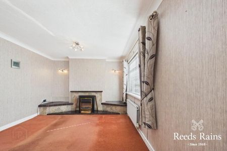 26 Downshire Park North, Belfast, BT6 9JS - Photo 2