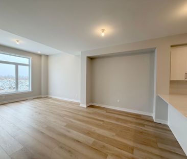 For Lease - 1061 ACOUSTIC Way, Blossom Park - Airport and Area, Ont... - Photo 2