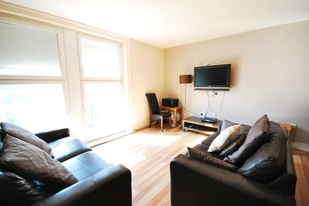 2 Bed - City Apartments, Northumberland Street - Photo 2