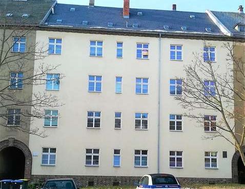 ***Kompakte 2-Raum-Wohnung in Uni-Nähe gesucht ? *** - Photo 1