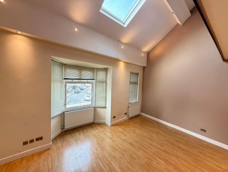 2 bedroom apartment to rent - Photo 2