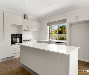 2/36 Rutledge Street, Queanbeyan, NSW 2620 - Photo 2