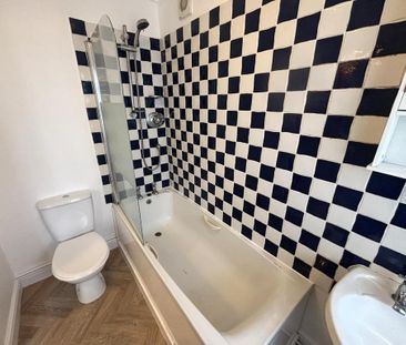 2 bedroom house to rent - Photo 1