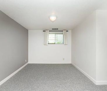 North Burnaby 2 bedrooms 1 bathrooms house for rent - Photo 1