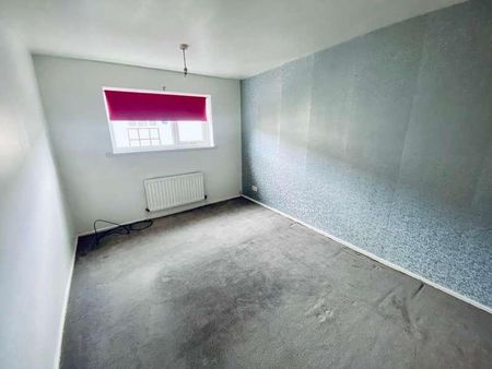 Eskdale Walk, Peterlee, Peterlee, SR8 - Photo 2