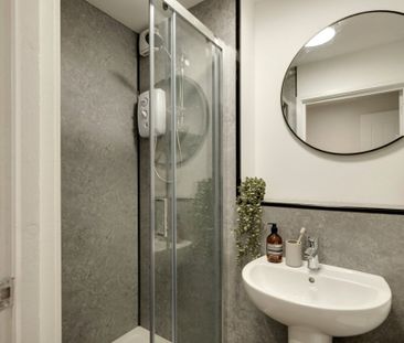 Gloucester Road North, Filton - Photo 5