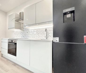 1 bedroom property to rent - Photo 4