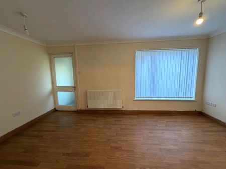 Castlehey, Skelmersdale, , UK - Photo 2