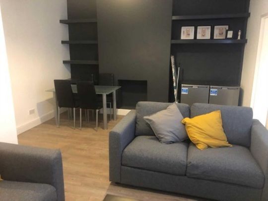 4 bedroom apartment to rent - Photo 1