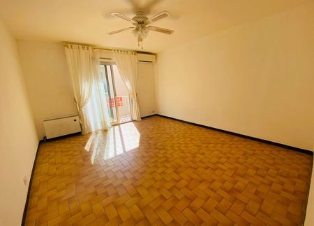 Appartement à louer - Photo 2