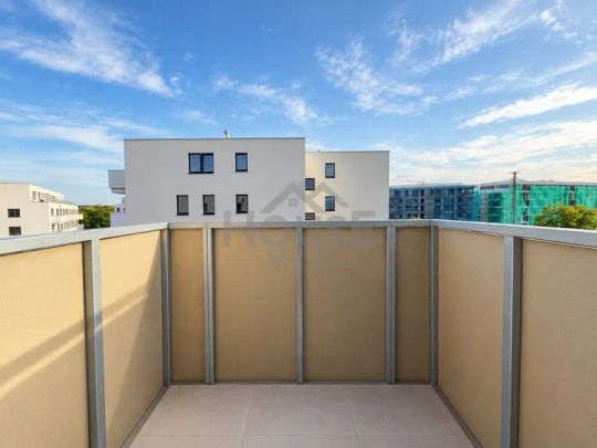Pronájem bytu 1+kk s balkonem - Photo 1