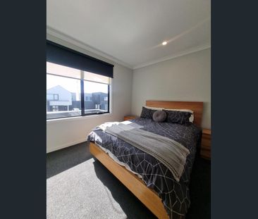 9 Medoc Boulevard, Deanside, Vic 3336 - Photo 6