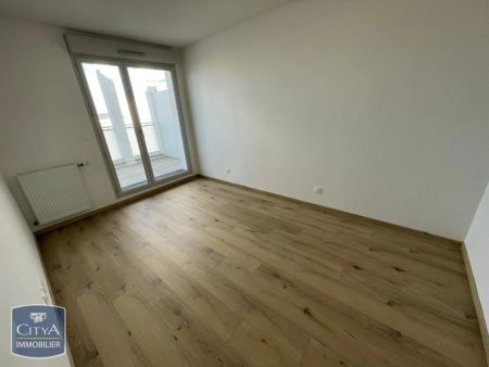 Appartement à louer 4 pièces 88.43m² - Photo 3
