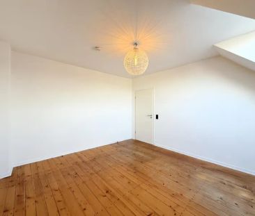 GROßZÜGIGE MASIONETTEWOHNUNG MIT 139 M² IM ZENTRUM ZU MIETEN! - Photo 1