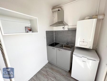 Location Appartement 1 pièce 30m² NIORT 79000 - Photo 3