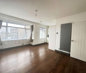 2 bedroom maisonette to rent - Photo 1