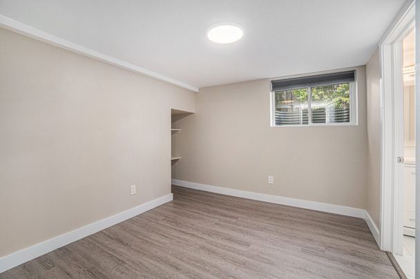 For Lease - 17 Overlake Drive Unit# B, Cityview - Parkwoods Hills - Rideau Shore, Ontario - Photo 1