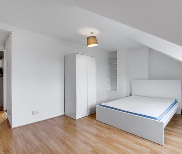 1 Bed Flat, Wickham Road, SE4 - Photo 3