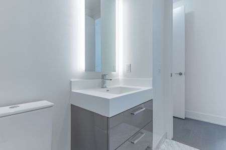 For Lease - 1 Yorkville Avenue Unit# 5606, Toronto, Ontario - Photo 4