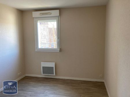 Location Appartement 2 pièces 42m² FOUGERES 35300 - Photo 3