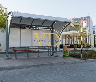 VACANT SOON | MID UNIT BACK TO BACK | 3BR - Photo 5