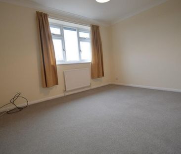 Lowestoft Drive, Slough, Berkshire,SL1 - Photo 6