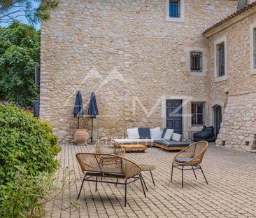 Ménerbes - Magnifique demeure provençale avec tennis - Photo 6