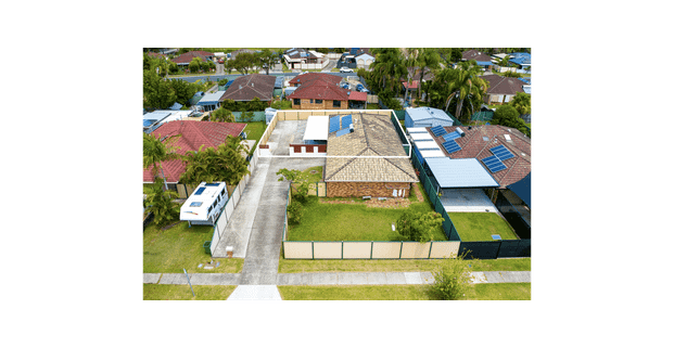 Modern 3-Bedroom Home in Prime Labrador Location - Photo 1