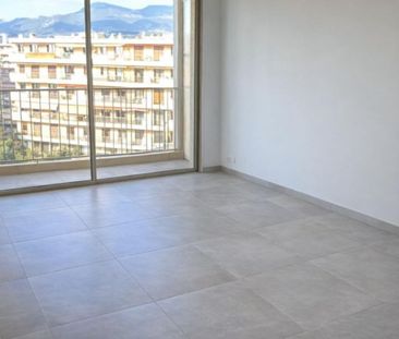 Location Appartement 2 pièces 71m² CAGNES SUR MER 06800 - Photo 1