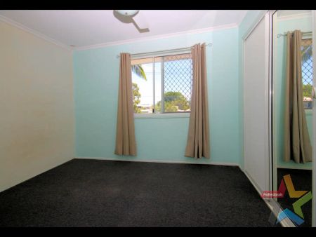 “Neat & Complete” - Photo 4