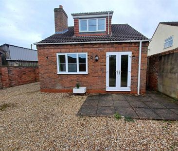 2 bedroom detached bungalow to rent - Photo 4