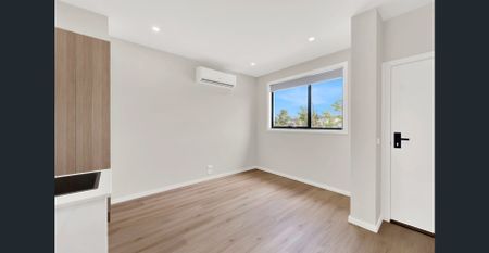 Modern Family Home in Prime Fraser Rise Location - Photo 5