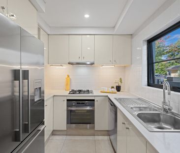 Private, Light Filled with Double lock-up garage with internal access - Photo 5