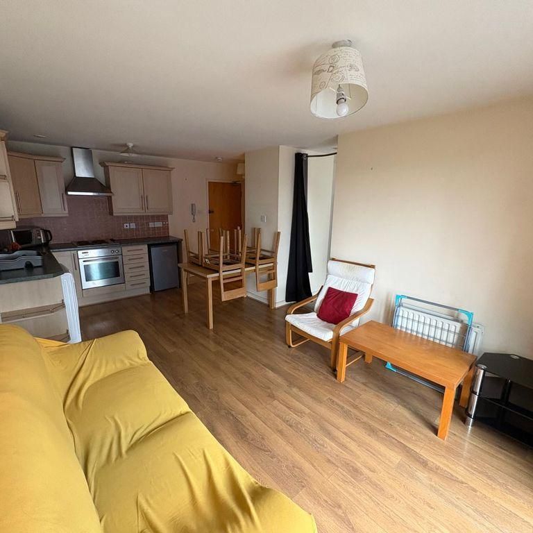 1 bedroom apartment to rent - Photo 1
