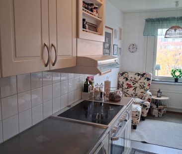 Lagfartsvägen, Norsborg - Photo 2