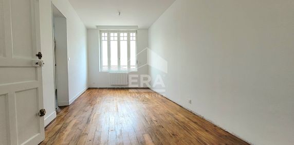 LOCATION PAU CENTRE : Appartement rénové T2 de 42 m² - Photo 2