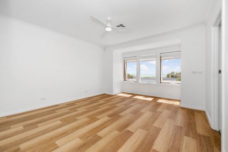 235 Lady Gowrie Drive, Largs North SA 5016 - House For Rent | Domain - Photo 4