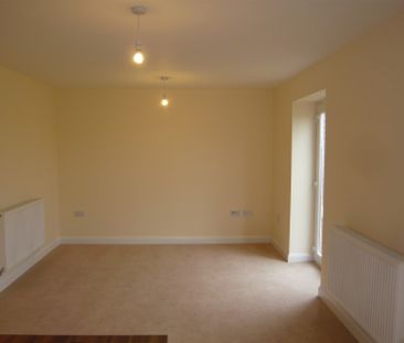 £975 PCM - Photo 2