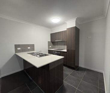 Comfort, Space & Convenience! - Photo 6