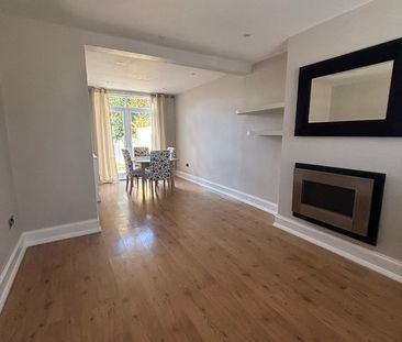 2 Bed Terraced House, Middlecotes, CV4 - Photo 3