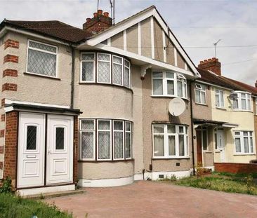 South Hayes, UB3 - Photo 6