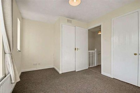 Grove Field, Worcester, Worcestershire, WR4 - Photo 5