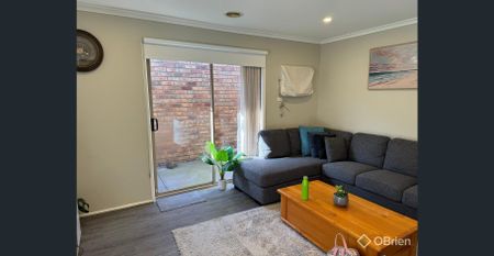 Comfort and Style in a Prime Cranbourne North Location - Photo 2