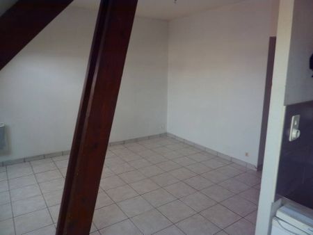 Location appartement studio 1 pièce 24 m² à Rodez (12000) - Photo 2