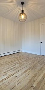 5 1/2 lumineux, chauffé, 1 stationnement déneigé, libre - Photo 4