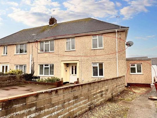 Castle Road, Rhoose, Vale Of Glamorgan, CF62 - Photo 1