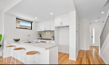 Watts Not To Love - Photo 5